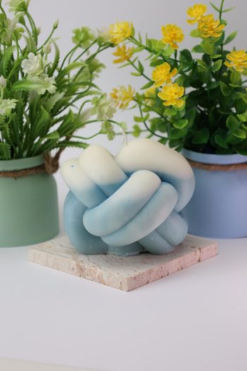 Handgemachte Knot Kerze – Blue Ombre | Moderne Deko & Geschenkidee | Glowkerzen